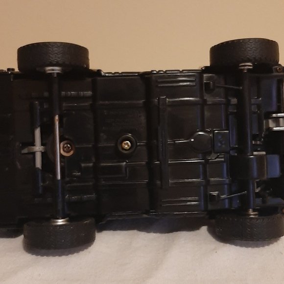 Vintage M.A.S.K. Jackhammer and Cliff Dagger - Picture 5 of 6